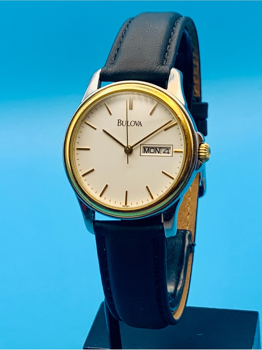 BULOVA 98C40 Men’s Vintage 1996 Watch St Steel Day/Date Works New Battery/Strap
